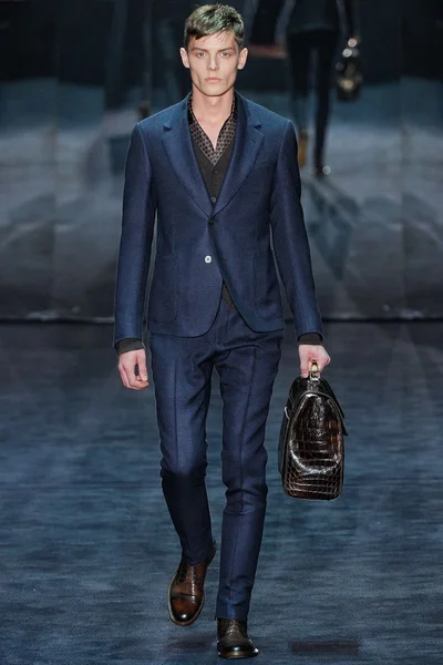 Look 6